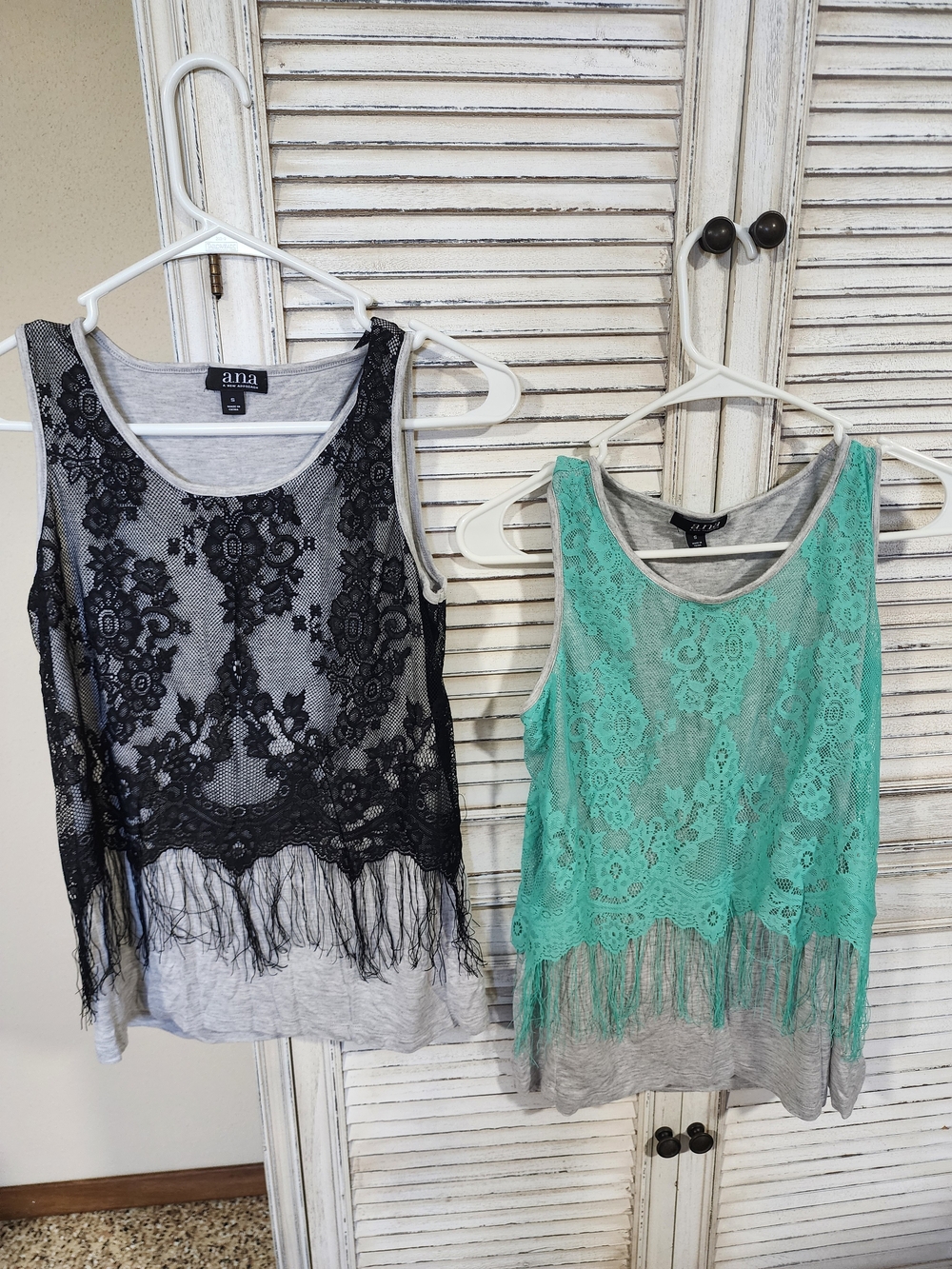 a.n.a Lace Fringe Tank Tops - Black and Mint Bundle Small/ S